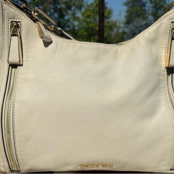 Michael Kors Matilda Large Leather Shoulder Bag - Picture 10 of 12